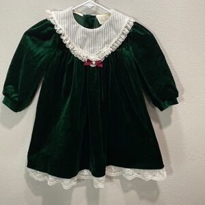 Vintage Union made rare editions Christmas dress velvet green‎